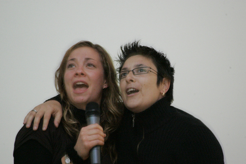 18 octobre 2008 , de la voix, de la bonne humeur au Karaoké 2008 18 octobre 2008 , de la voix, de la bonne humeur au Karaoké 2008