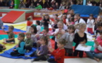 LE PERE NOEL en visite au Complexe gymnique!